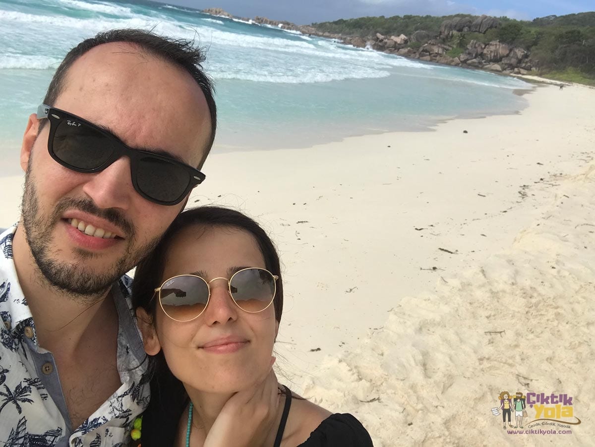 petit anse la digue seychelles