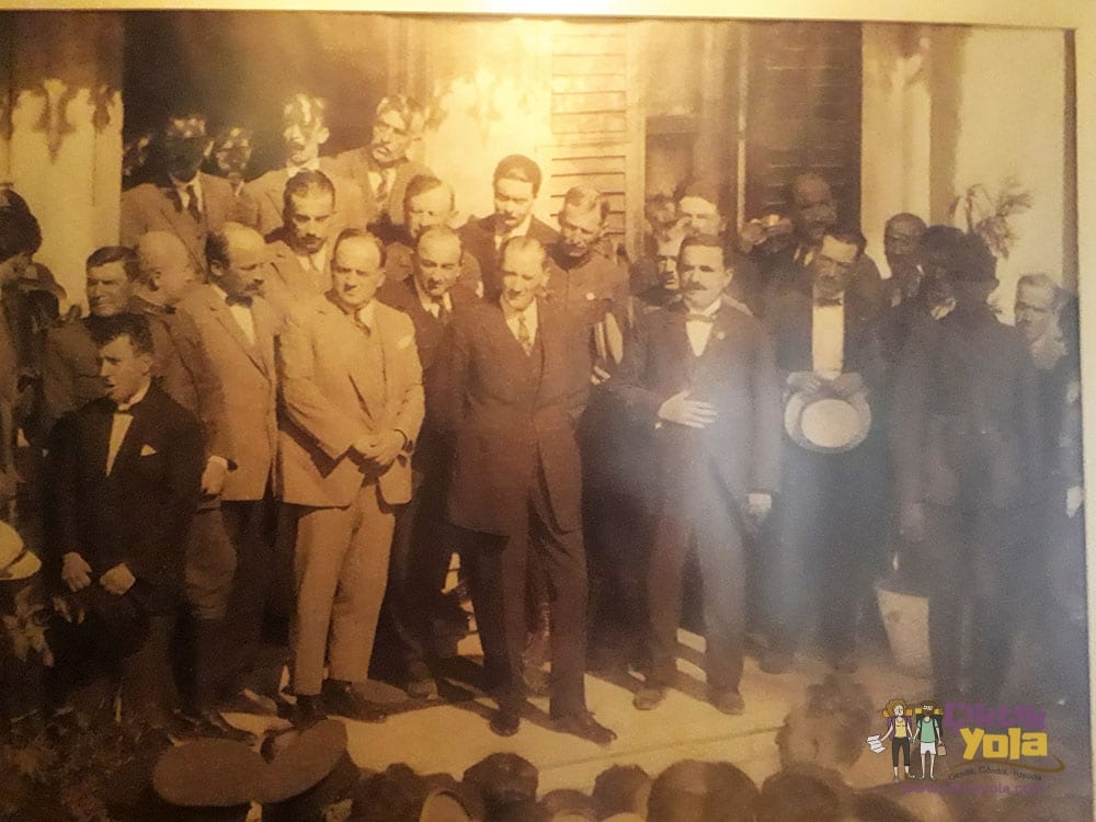 Atatürk Çelik Palas