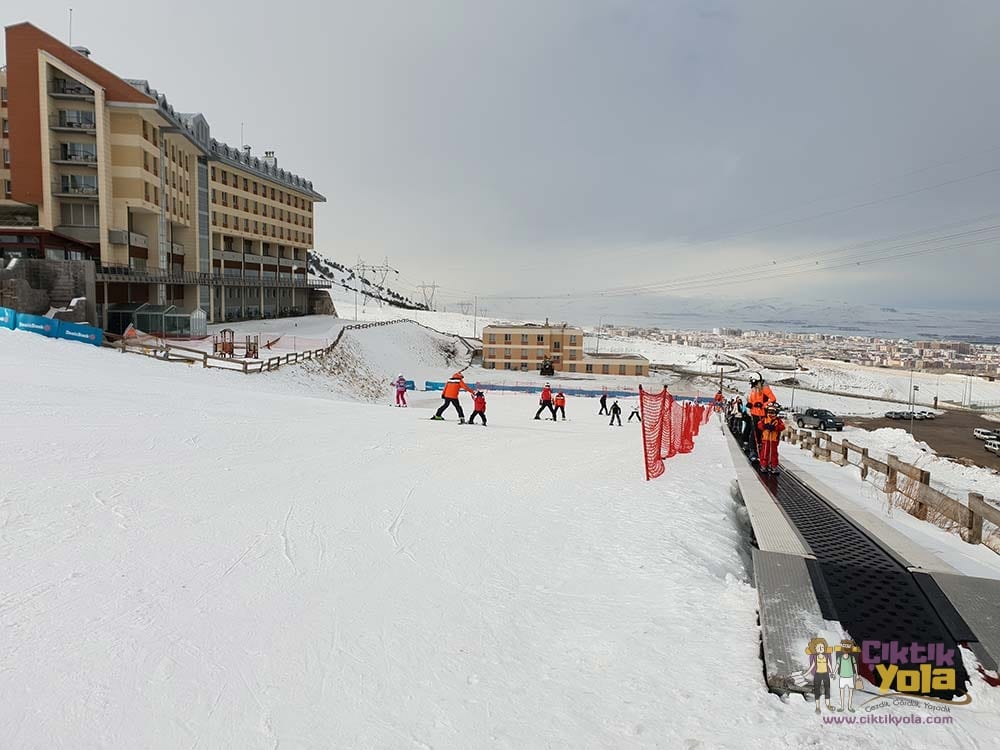 sway hotels acemi pisti