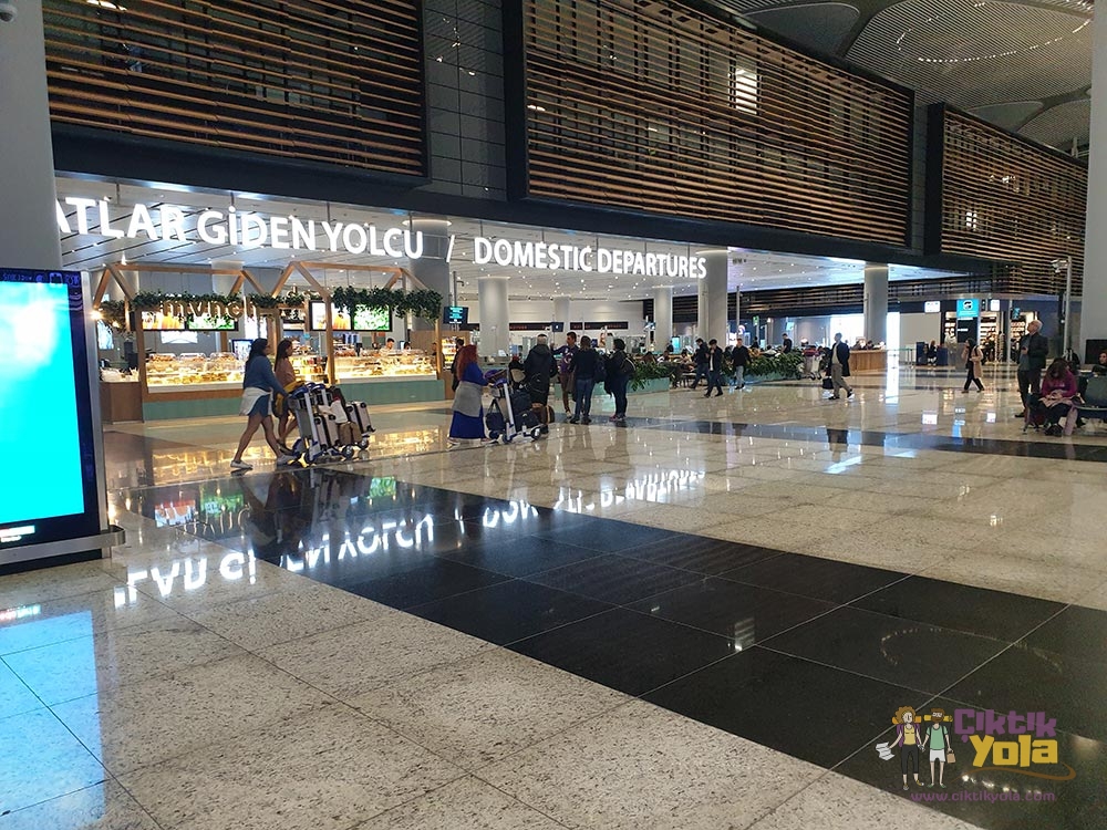 İstanbul Havalimanı İç Hatlar Giriş