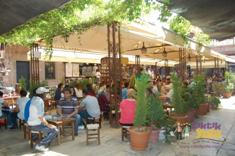 Kızlarağası Hanı