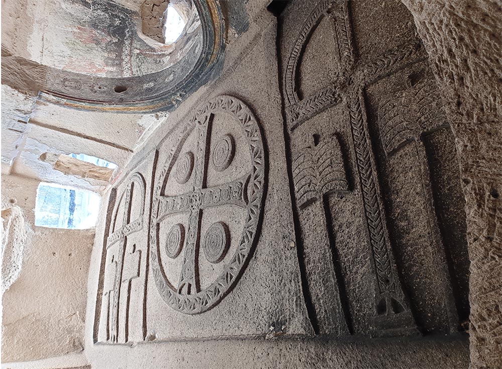 Üç Haçlı Kilise Kapadokya