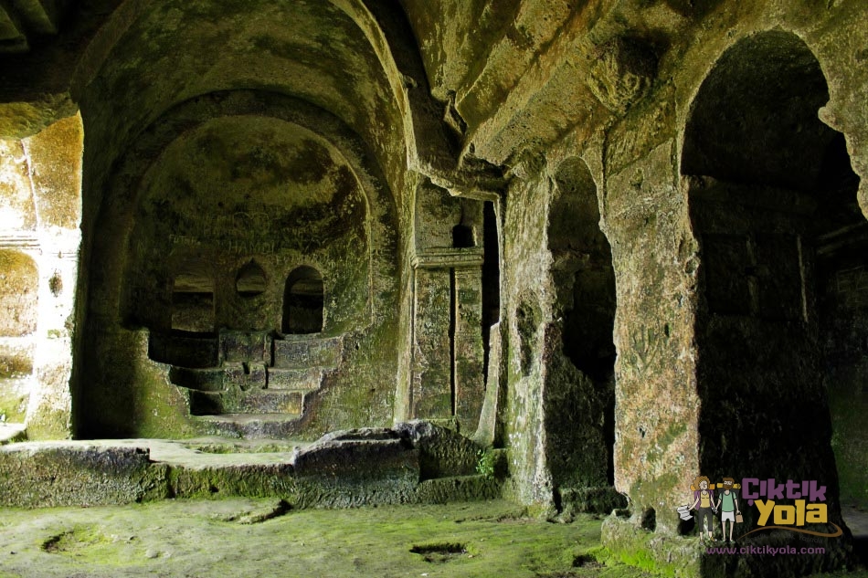 Aya Nikola Manastırı
