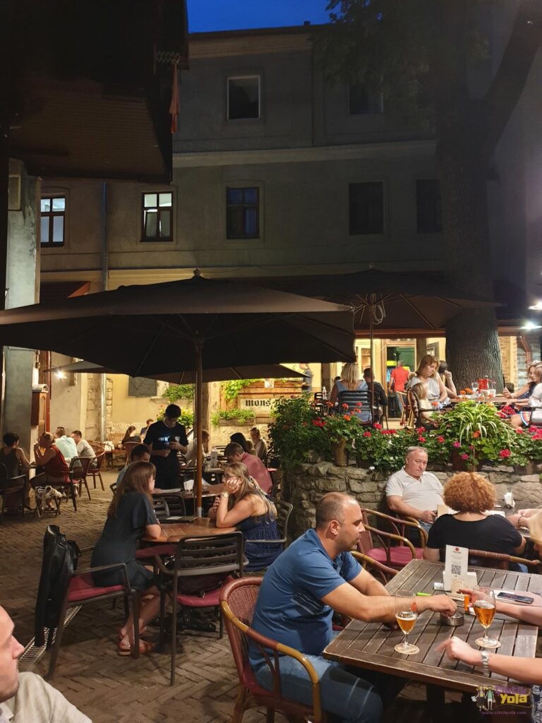 Lviv Mons Pius